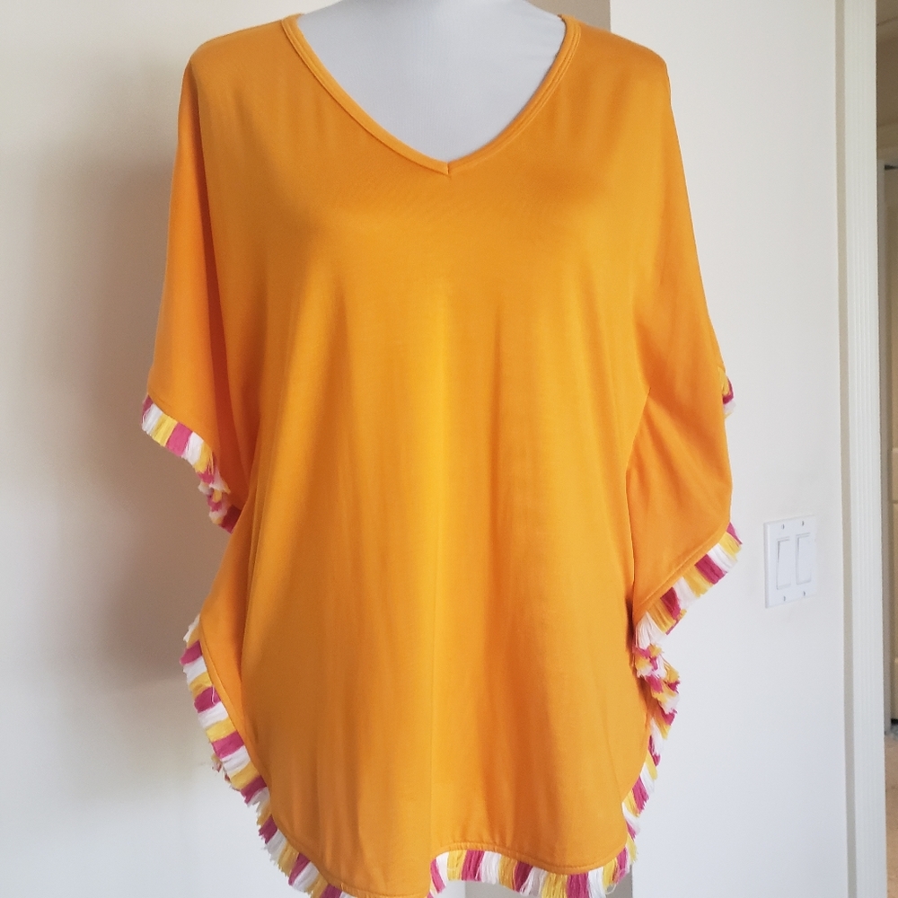 NWT TRINA TURK TUNIC TOP SIZE SMALL